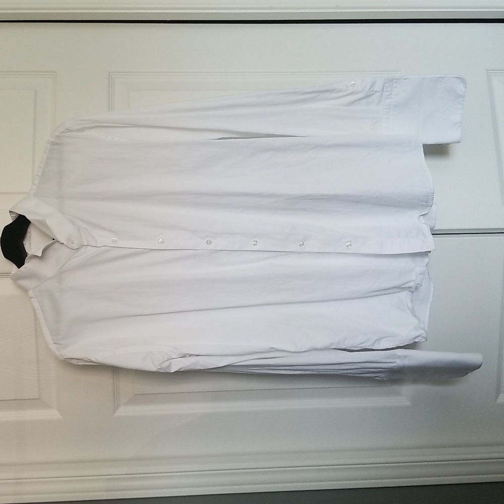Men's dress shirt for bow tie